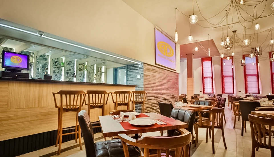 هتل آمری پلازا تفلیس